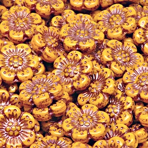 8ks České skleněné mačkané korálky kytičky ploché 14mm sytá světle oranžová/ bronzový zátěr