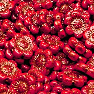 8ks České skleněné mačkané korálky kytičky ploché 14mm červený korál/ bronzový zátěr